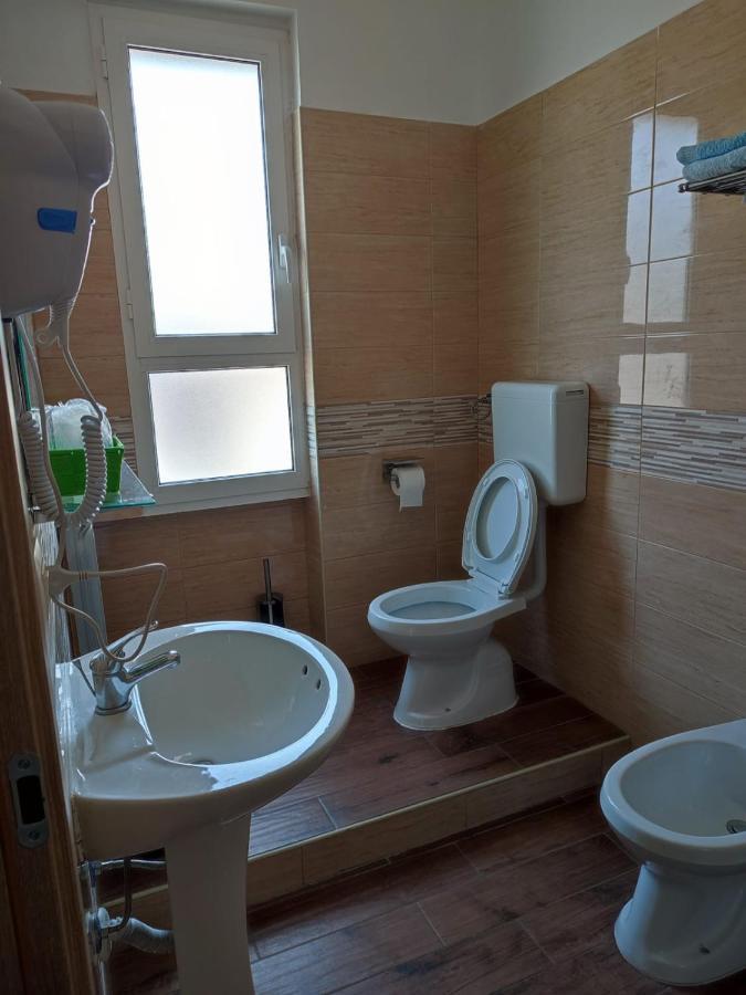 Alo Alo Albergo Casteggio المظهر الخارجي الصورة