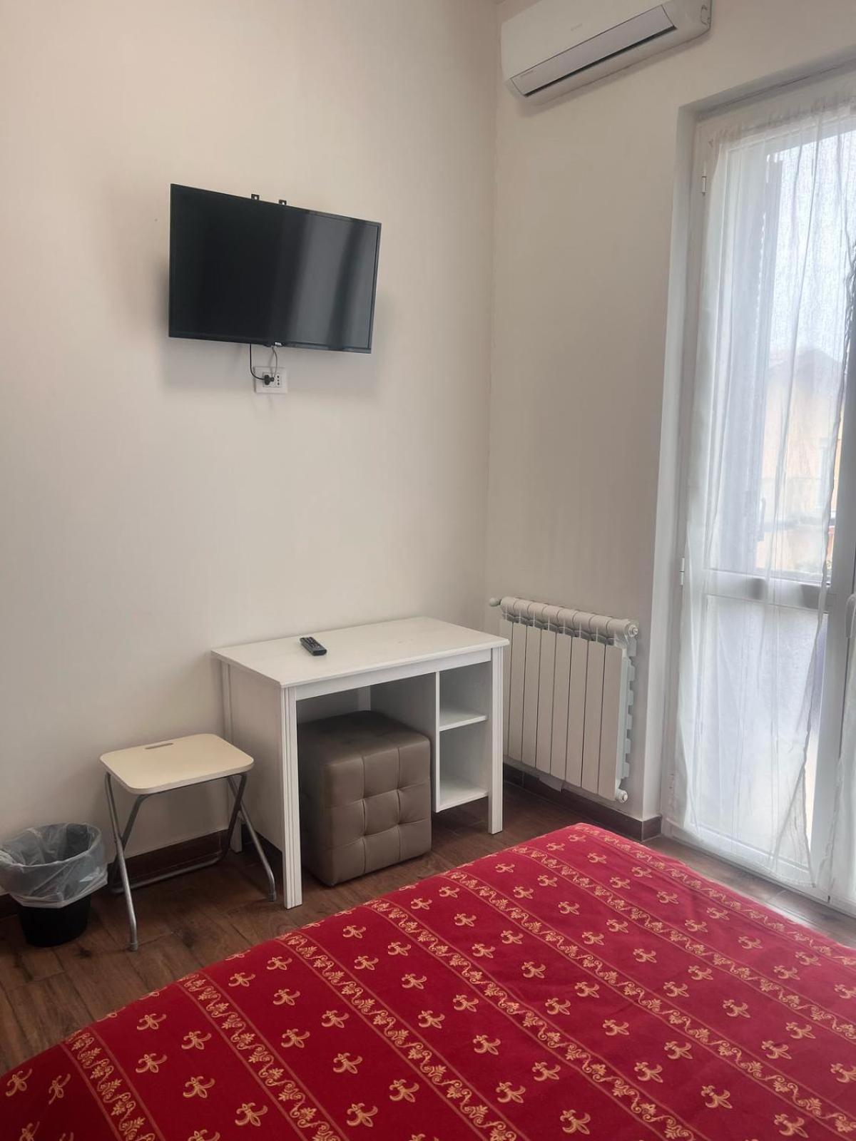 Alo Alo Albergo Casteggio المظهر الخارجي الصورة